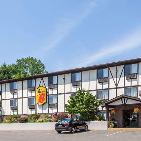 Отель Super 8 By Wyndham Norwich Экстерьер фото
